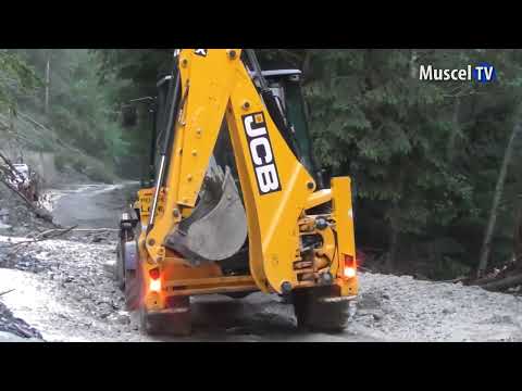 Jurnal MUSCEL TV 04.07.2022 O alunecare de teren a blocat drumul spre Portăreasa
