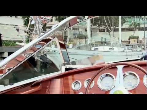 2012 Singapore Yacht Show - J Craft Torpedo (Superyacht TV)