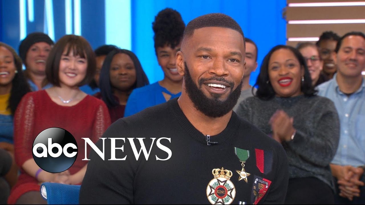 Jamie Foxx gets surprised by Michael B. Jordan at ‘GMA’