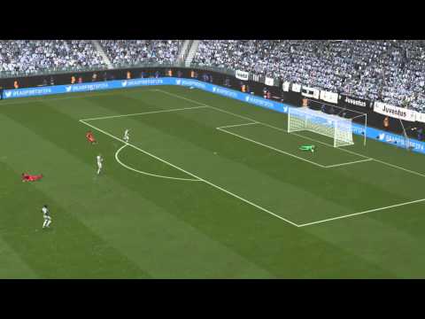 Zlatan Ibrahimović Loses Footing on Screamer