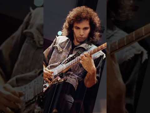Joe Satriani #shorts #joesatriani #guitarist