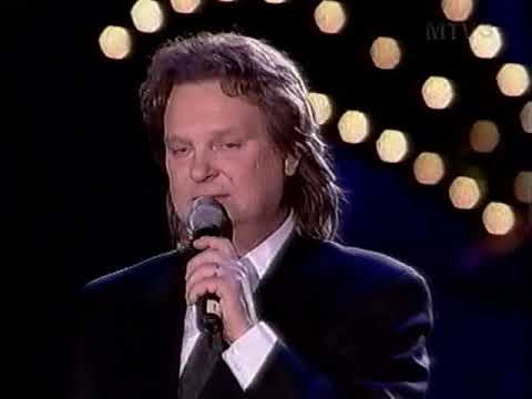 Saat Miehen Kyyneliin - Pepe Willberg