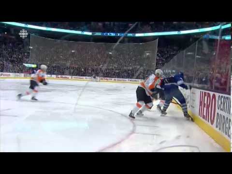 Gardiner 1-0 Goal - Flyers vs. Maple Leafs (Mar 8, 2014)