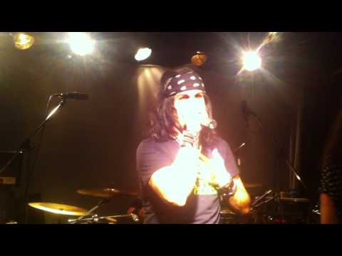 PLEASURE ADDICTION - LIVE AU BRIN DE ZINC DE CHAMBERY - LE 17/08/2012 - Vidéo 2