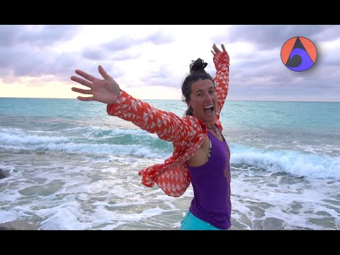 SAIL across the Gulf Stream to the BAHAMAS  with a surprise [WI Ep 102]