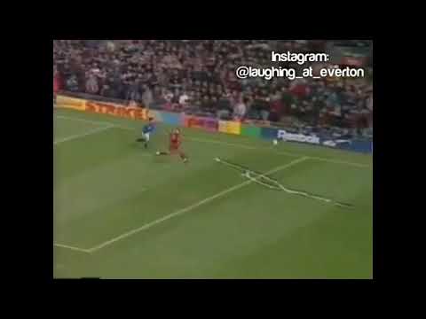 Fowler scoring against Everton (PL 96/97)