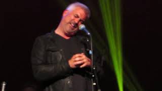 Taylor Hicks covers Trouble