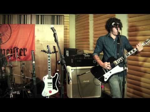 Cruz - Ao Vivo - "Gasoline"