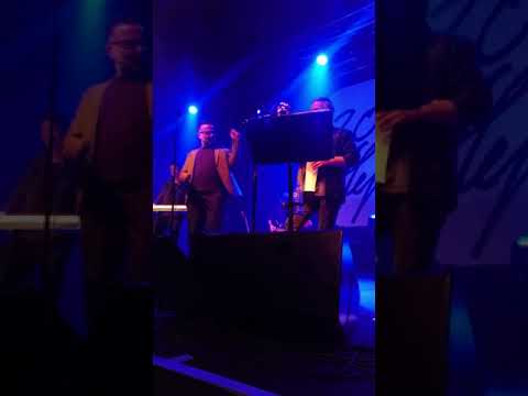 Camouflage feat. Peter Heppner Aladin Bremen 19.11.2017 That smiliing face