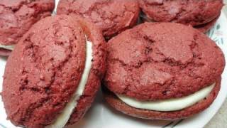 Red Velvet Whoopie Pies (a Bisquick recipe)