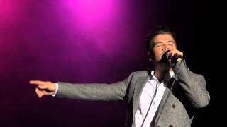 Joe McElderry - Feel The Fire - Camberley Acoustic (HD)