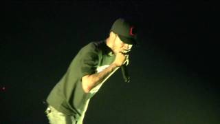 Kid Cudi - Daps and Pounds (Live) in NYC