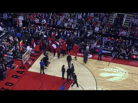 Kyle Lowry sings to DeMar DeRozan during Raptors game vs Bulls