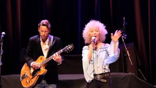 You Belong To Me - Jennie DeVoe (opening for Robert Cray)