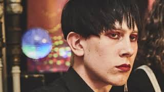 New kind of ego - The ninth wave - Tradução