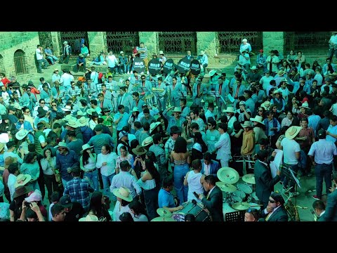 FIESTA EN CHACAS 2022 - CONCERT BAND PERÚ - MIX HUAYNOS