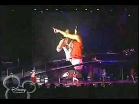 Drew Seeley feat. The HSM Cast I Cant Take my Eyes Off Of You Live