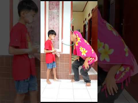 PRANK MAMA - PRANK ON MOM - MOM VS KIDS - #shorts