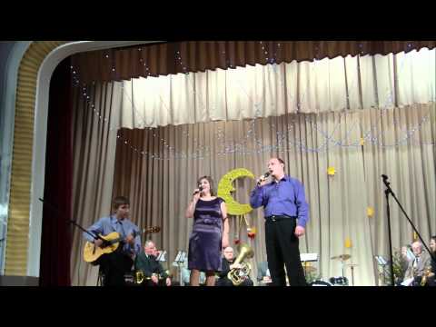 Liepiņu ģimene Ziemassvētkos.