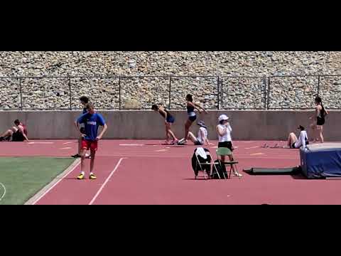 Leyah 300m hurdles 5-6-22