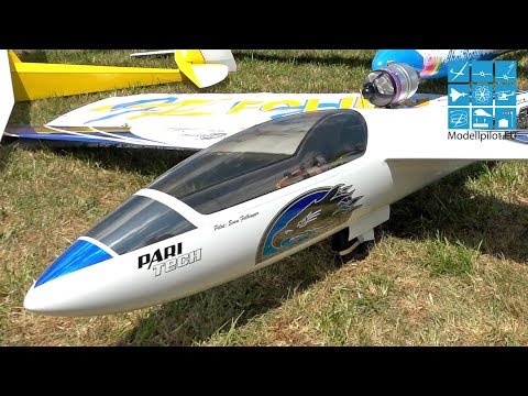 PULS PARITECH RC TURBINE GLIDER JETCAT P100 FINISH JR-FOLIENDESIGN AEROBATIC FLIGHT SVEN FELBINGER