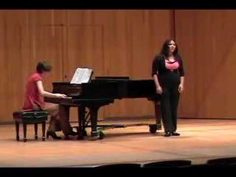 Amanda Thomas - Singing Solo