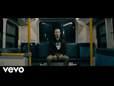 Bäsello & MeidĖ - CHAOSO RŪMAI | Nobody | The Bus Fight