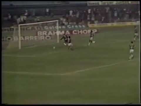 Bebeto (Flamengo) - 09/04/1989 - Fluminense 0x4 Flamengo - 1 gol