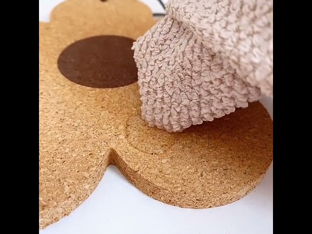 Vídeo relacionado con LIFVER Posavasos para Bebidas Absorbentes, Decoración de Sala de Estar, Juego de 6 Posavasos de Cerámica con Base de Corcho, Protege la Mesa de Madera o los Muebles de Arañazos