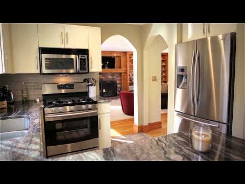 107 Ledgewood Lane, Woonsocket, RI