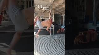 Pole dance aula com Ines @Marinamey - Mey Pole Dance Studio