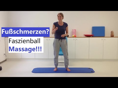 Fußschmerzen? Probiere diese Fußmassage mit dem Faszienball aus!