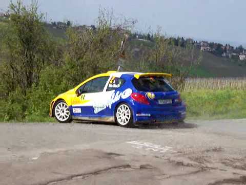 Rally Strade dei Mulini 2010 VELLANI uscita di traverso ps Ziano.MOV
