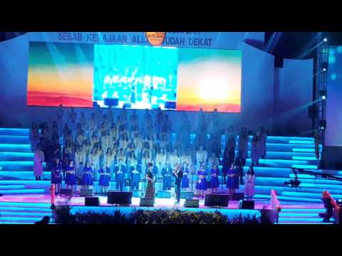 Putri Ayu feat Christopher Abimanyu - The Prayer