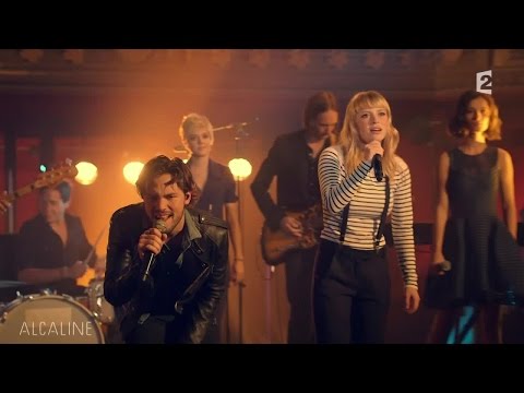 Alcaline, le Mag : La troupe Résiste - Résiste en live