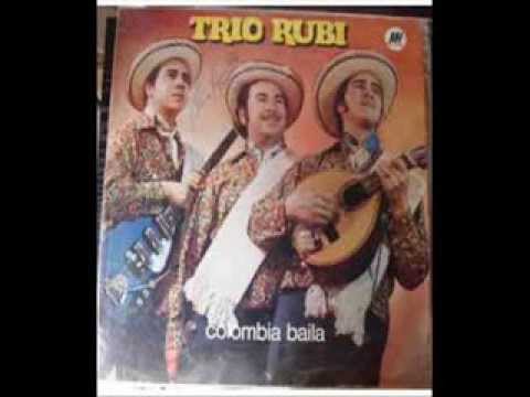 TRIO RUBI "Soledad" (En La Mar)