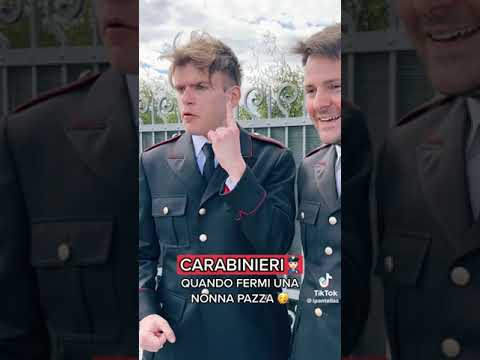 Carabinieri quando fermi una nonna pazza