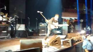 Desorden publico molotov love chile 2014