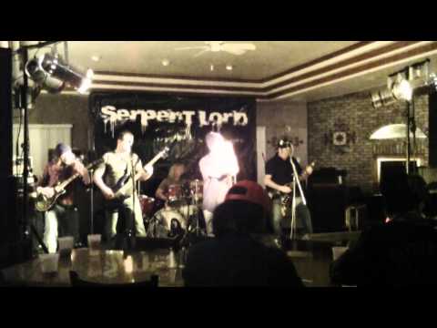 Serpent Lord:Shower Scene