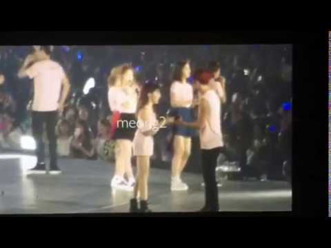Chanyeol Exo & Joy Redvelvet  - Moment Smtown in Osaka