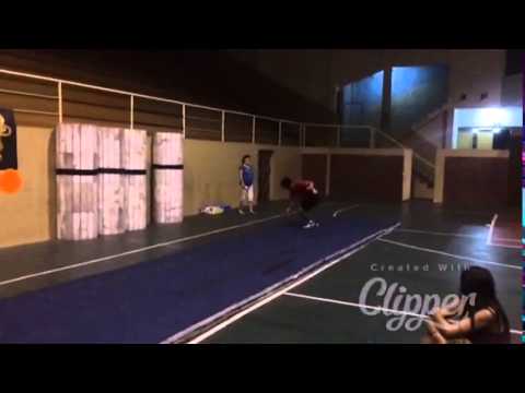 CHEERZONE! noche de gimnasia.