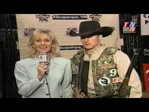 Justin McBride vs Hollywood - 01 PBR Albuquerque (95.5 pts)