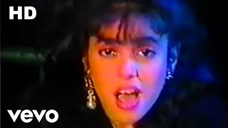 Shakira - Magia (Official HD Video)