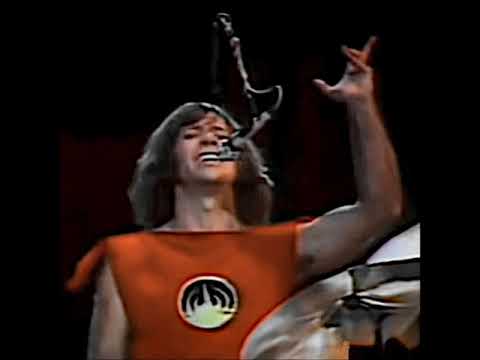 Magma: Hhaï (Théâtre de l'Empire, Paris 1978)