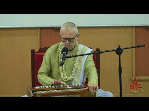 Atul Krishna prabhu gives session on  Prayers of Queen Kunti conclusion