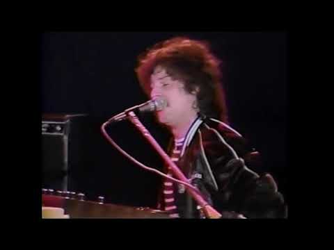 Let's Watch The Sun Go Down - The Guess Who (Together Again -1983)