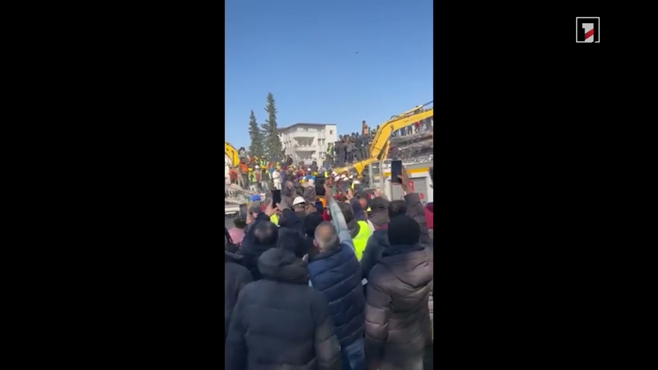 Armenian rescuers pulled out surviving 8-year-old girl from rubble: Paylan Armenian rescuers pulled out surviving 8-year-old girl from rubble: Paylan