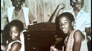 ZIGGY MARLEY &amp; THE MELODY MAKERS - What a plot (1982 Shanachie US press)