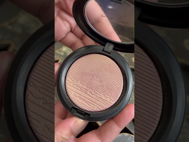Vídeo relacionado con MAC Extra Dimension Skinfinish #Show Gold 9 Gr 200 g