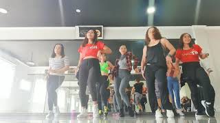 Download lagu Hikayat Cintaku - Glenn Fredly ft Dewi Persik ZUMBA CHOREOGRAPHY by Maria Studio Bandung mp3